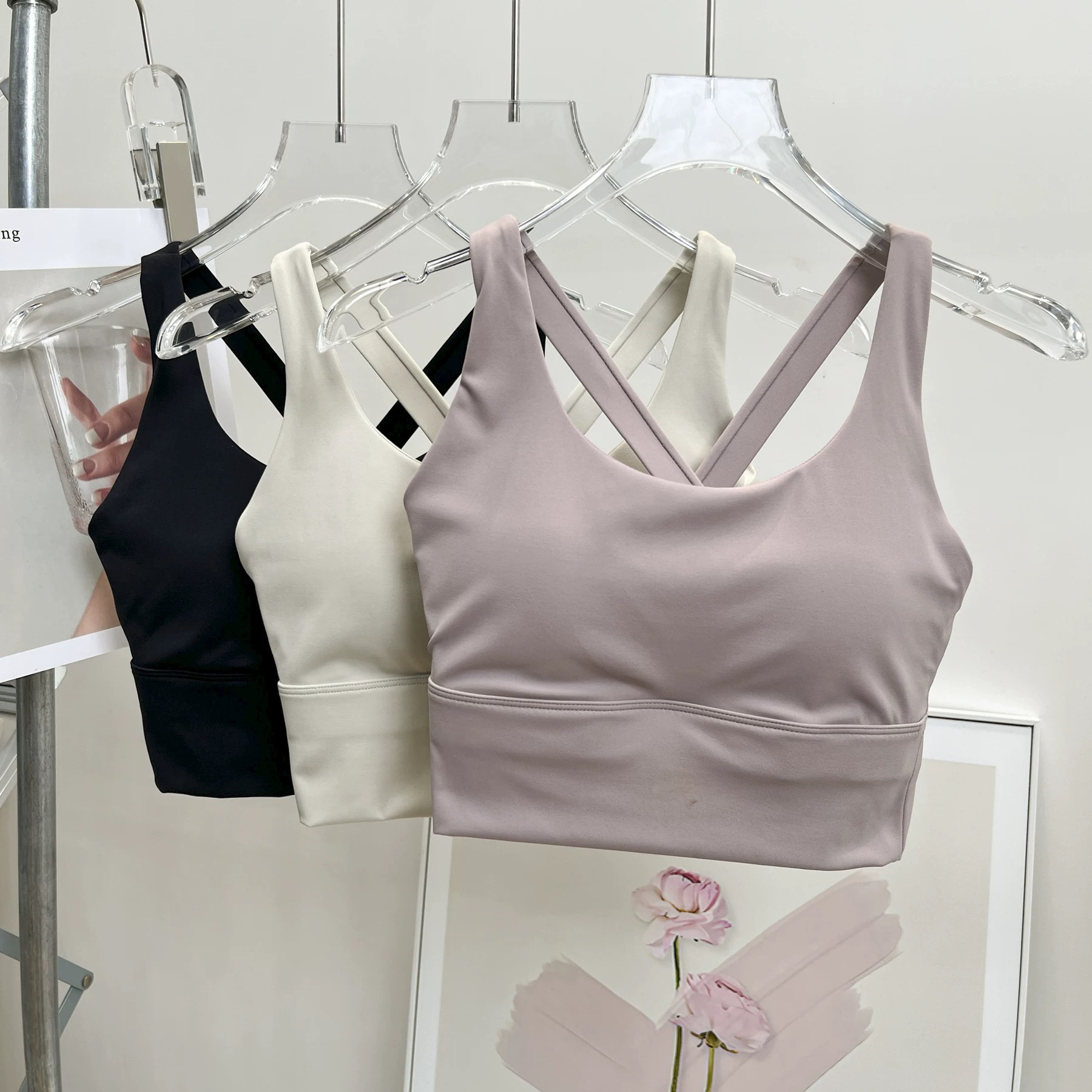 Shockproof Running & Yoga Bra  - Plunge Bra Push Up 评论和价格